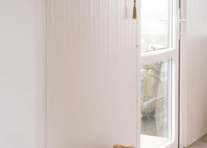 Botel Retreatboat Bali Lithoijen